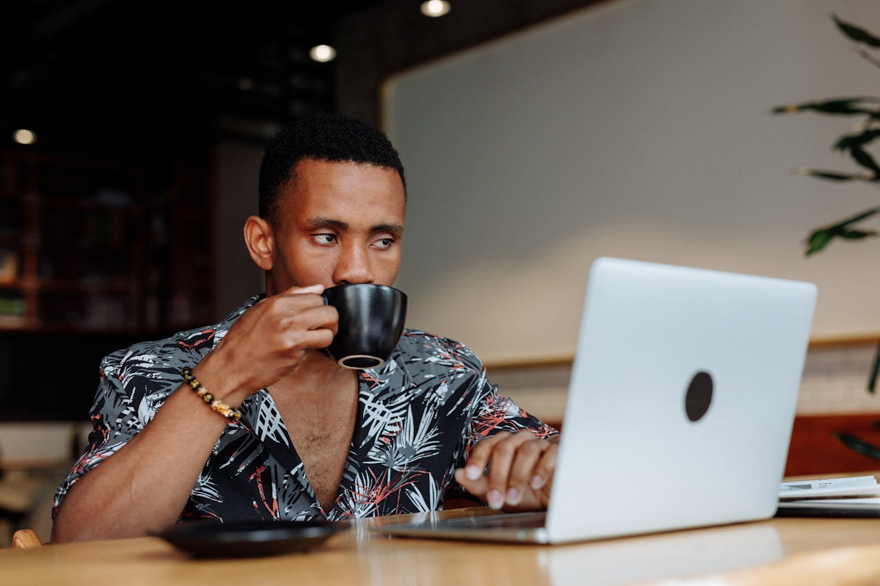Biz Net Academy Marcas pequeñas que crecieron con Influencers